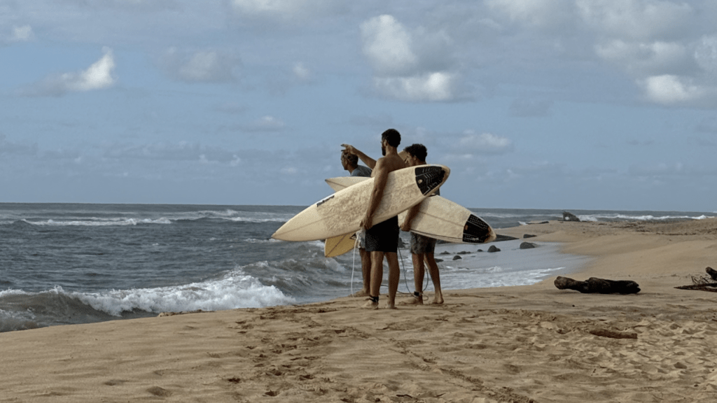 Surfboards and beach setup on the Hawaii North Shore